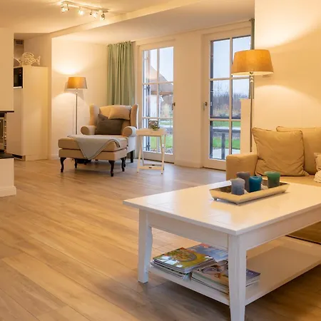 Haus Nautilus, Ruegenblick 21 Holiday home Kramerhof