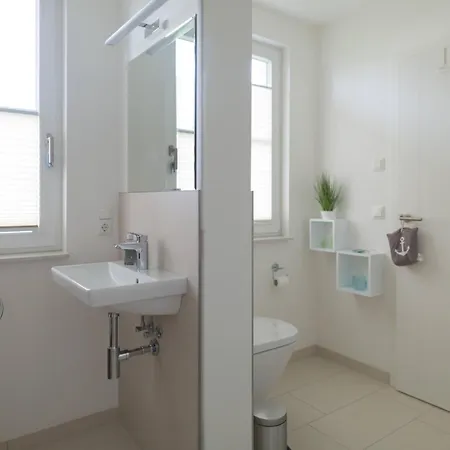 Holiday home Haus Nautilus, Ruegenblick 21 Kramerhof